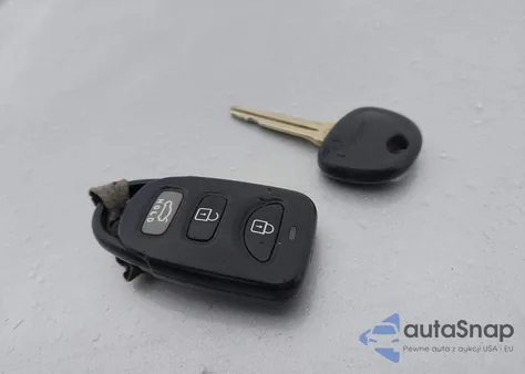 2019 Hyundai Elantra Sel from USA, damaged, VIN 5NPD84LF4KH482785